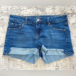 Celebrity Pink denim shorta
